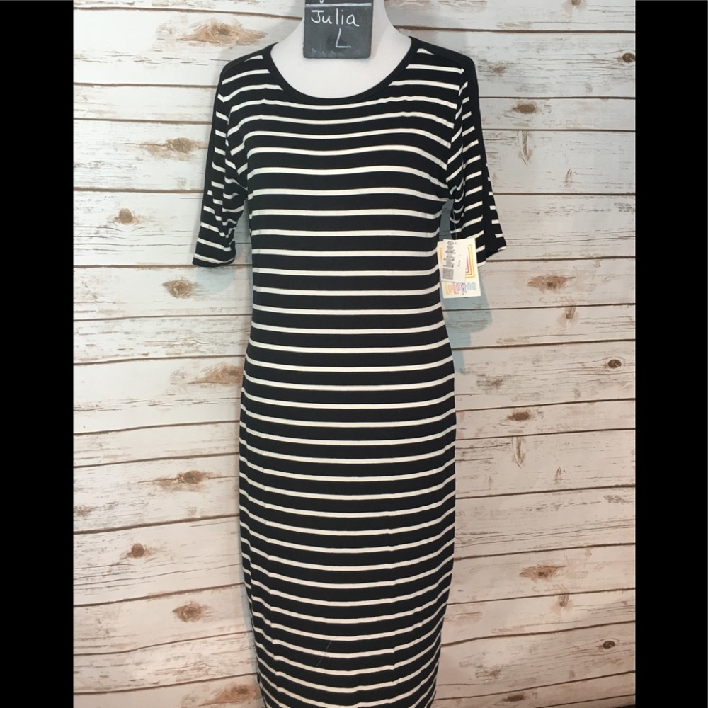Julia by LuLaRoe